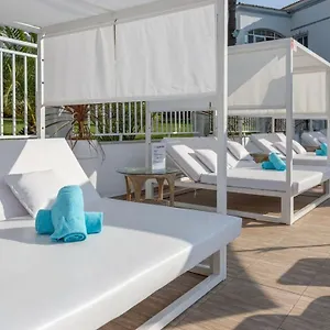 https://duplex-en-resort-en-marbella.es-andalucia.com